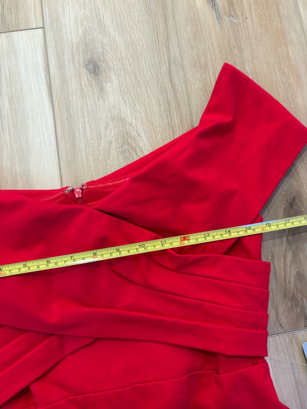 Petal & Pup Red Off-Shoulder Midi Dress - Picture 6 of 8